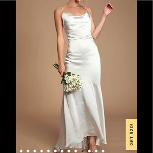 Lulu’s Elliat Aisle white satin cowl neck maxi gown. Size XS. Colour: white